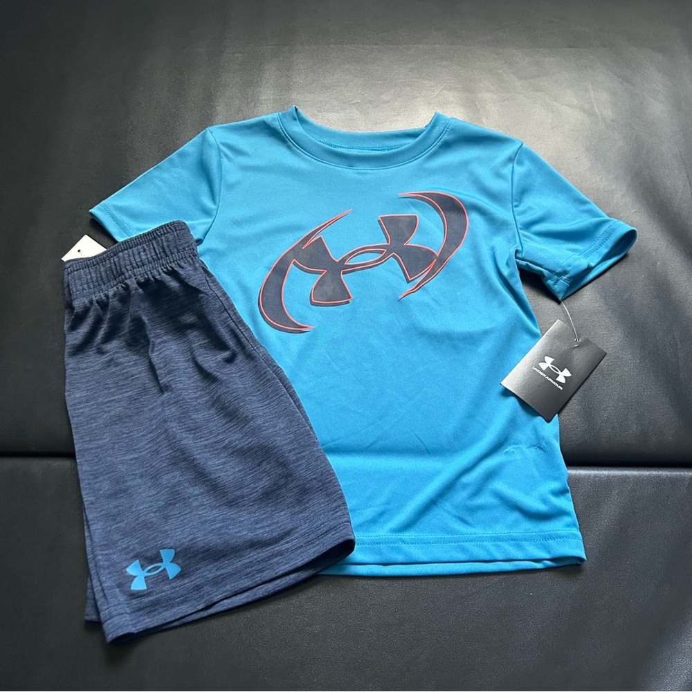 NWT Under Armour Athletic Set Boys Size 5